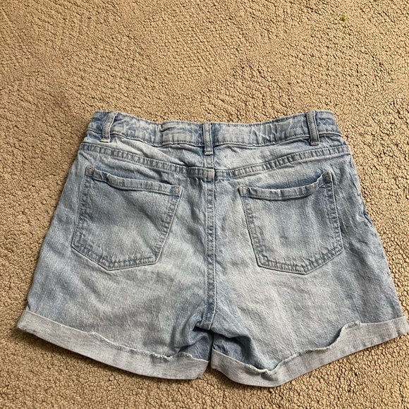 Cherokee Shorts - Picture 2 of 2